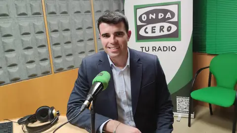 Gonzalo Louzao - Alcalde A Estrada Gonzalo Louzao, alcalde de A Estrada, nunha entrevista en Onda Cero