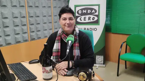 Susana Barros - Viticultura Susana Barros, en el estudio de Onda Cero Pontevedra