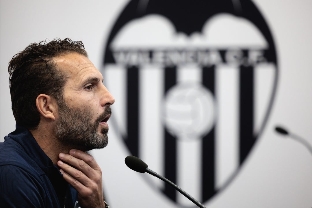 El Valencia despide a Rubén Baraja El Valencia despide a Rubén Baraja