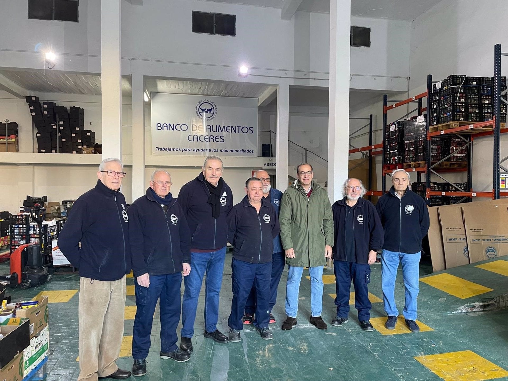 El Ayuntamiento de Cáceres enviará a Valencia a principios de año otro camión con ayuda para los afectados por la DANA El Ayuntamiento de Cáceres enviará a Valencia a principios de año otro camión con ayuda para los afectados por la DANA