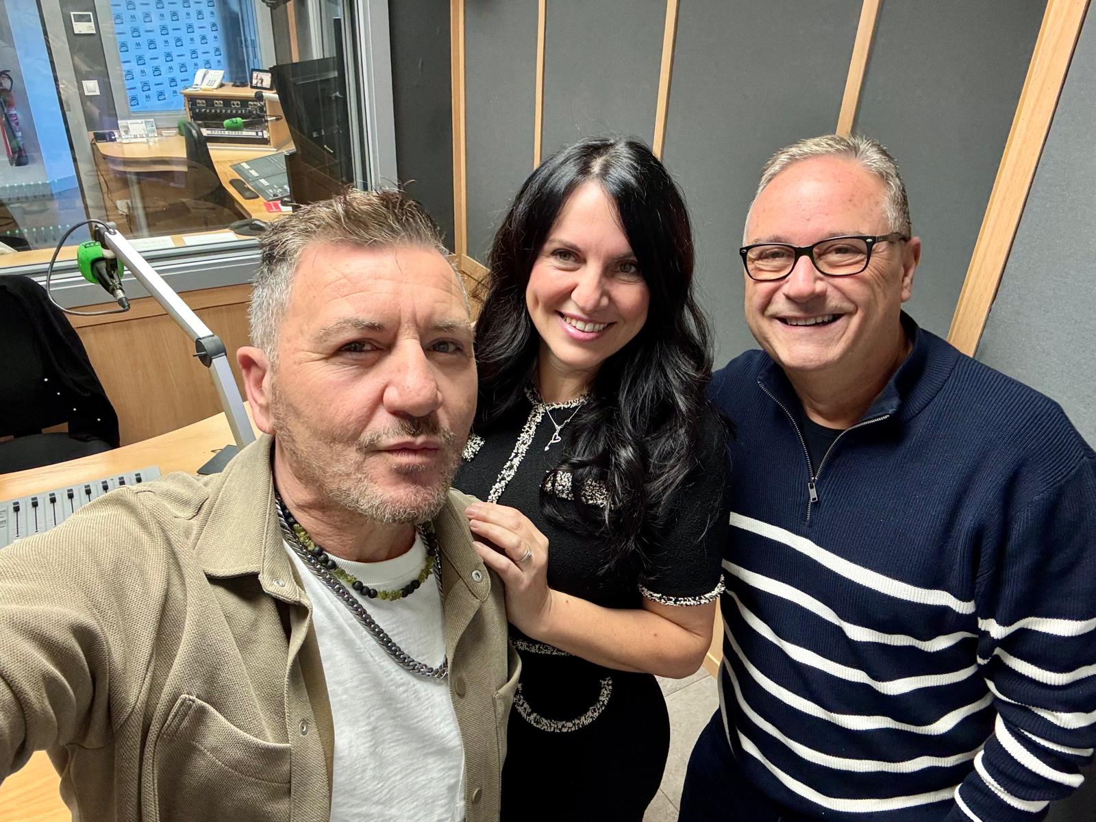 Tensión en Más de uno Alicante entre Pedro Espadero y David Olivares por el amor de Miguel Noguera Tensión en Más de uno Alicante entre Pedro Espadero y David Olivares por el amor de Miguel Noguera