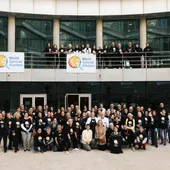 Grupo de voluntarios de World Central Kitchen en el CDT de Valencia Grupo de voluntarios de World Central Kitchen en el CDT de Valencia