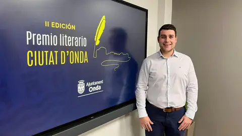 El concejal de Cultura y Bibliotecas, Daniel Álvaro, ha presentado la convocatoria del certamen. El concejal de Cultura y Bibliotecas, Daniel Álvaro, ha presentado la convocatoria del certamen.