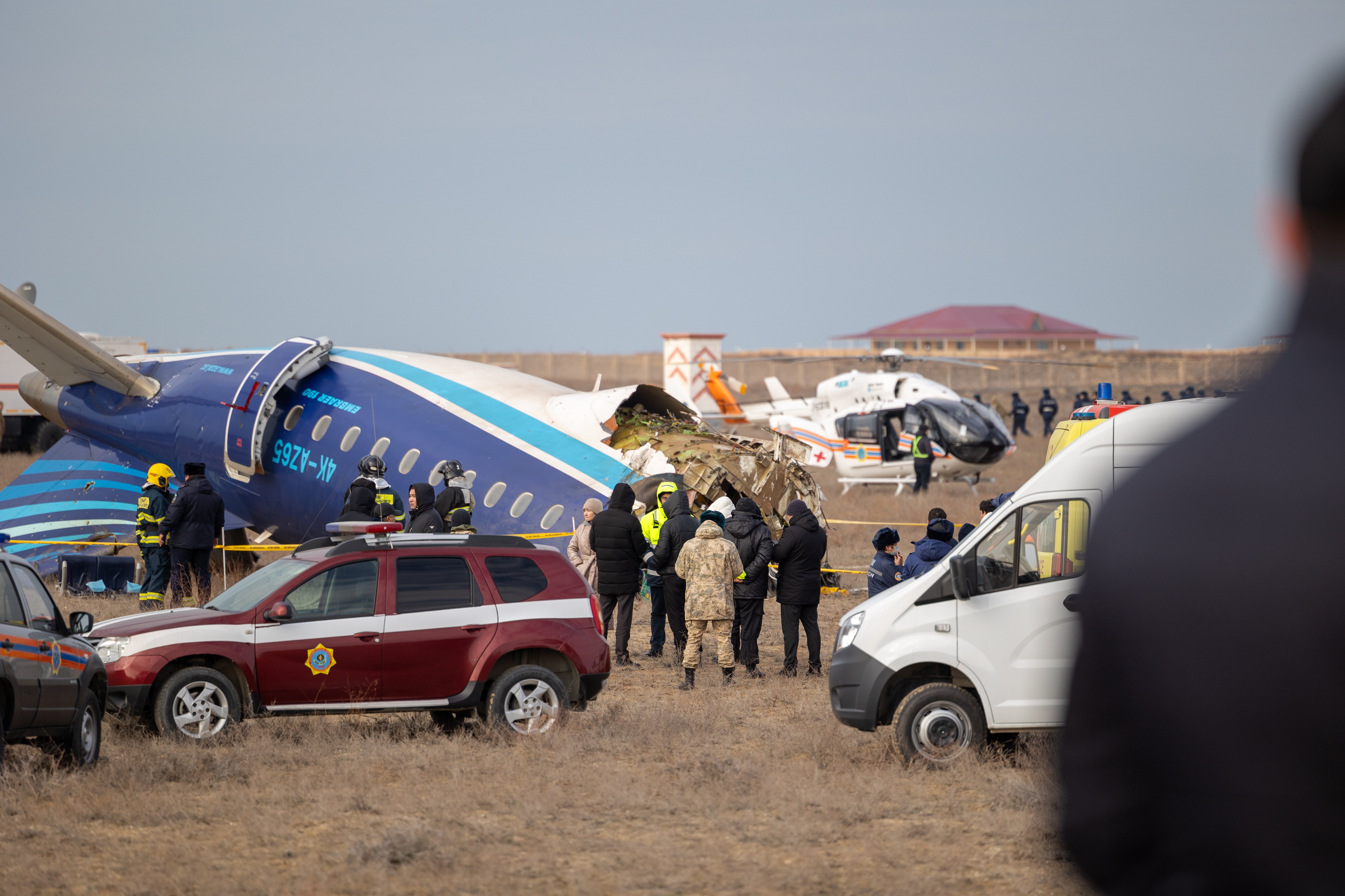 Rusia llama a no apresurarse con las hipótesis sobre el siniestro del avión en Kazajistán Rusia llama a no apresurarse con las hipótesis sobre el siniestro del avión en Kazajistán