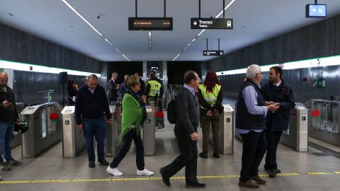 Estaci&oacute;n metro 