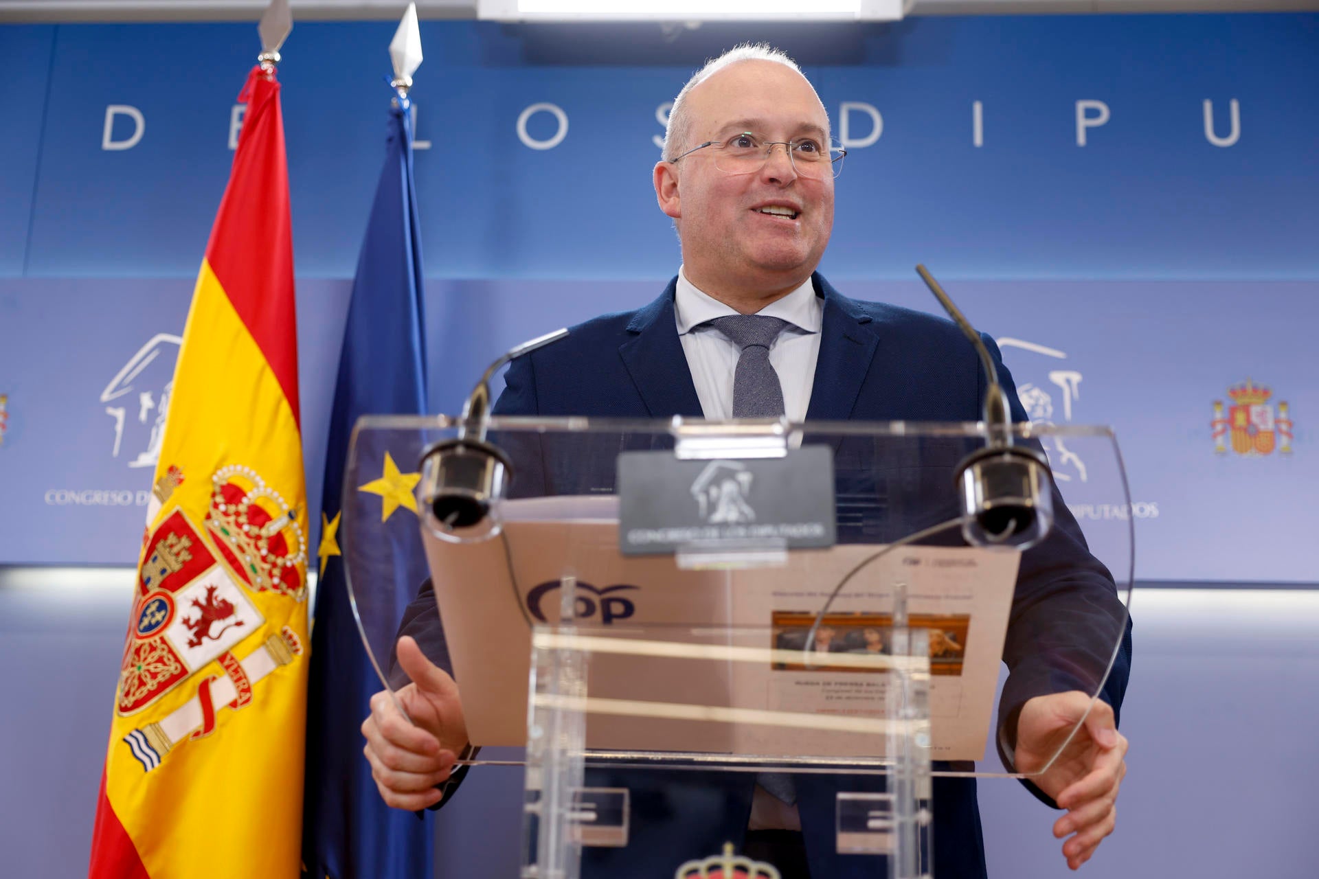 El PP carga contra Ángel Víctor Torres tras conocerse los mensajes a Aldama: "Tan abrasado que es el mejor escudo de Sánchez" El PP carga contra Ángel Víctor Torres tras conocerse los mensajes a Aldama: "Tan abrasado que es el mejor escudo de Sánchez"