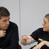 El president de la Generalitat, Carlos Mazón (izquierda); y la delegada del Gobierno en la Comunitat Valenciana, Pilar Bernabé (derecha)