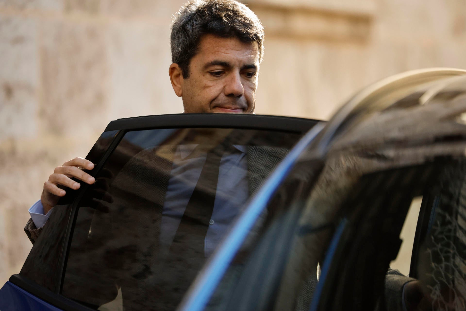 La Generalitat afirma que Mazón no conserva factura de la comida de la DANA porque acudió como líder del PP valenciano La Generalitat afirma que Mazón no conserva factura de la comida de la DANA porque acudió como líder del PP valenciano