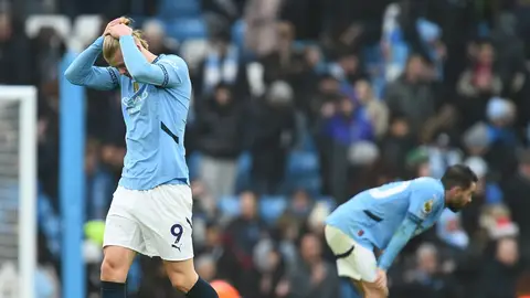 Haaland tras fallar un penalti ante el Everton Haaland tras fallar un penalti ante el Everton