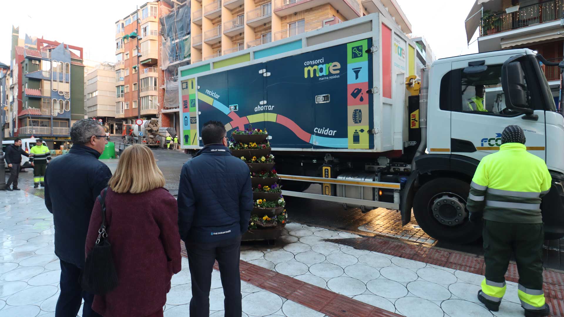 El Consorci Mare presenta en Benidorm el refuerzo de la Red de Ecoparques Móviles El Consorci Mare presenta en Benidorm el refuerzo de la Red de Ecoparques Móviles