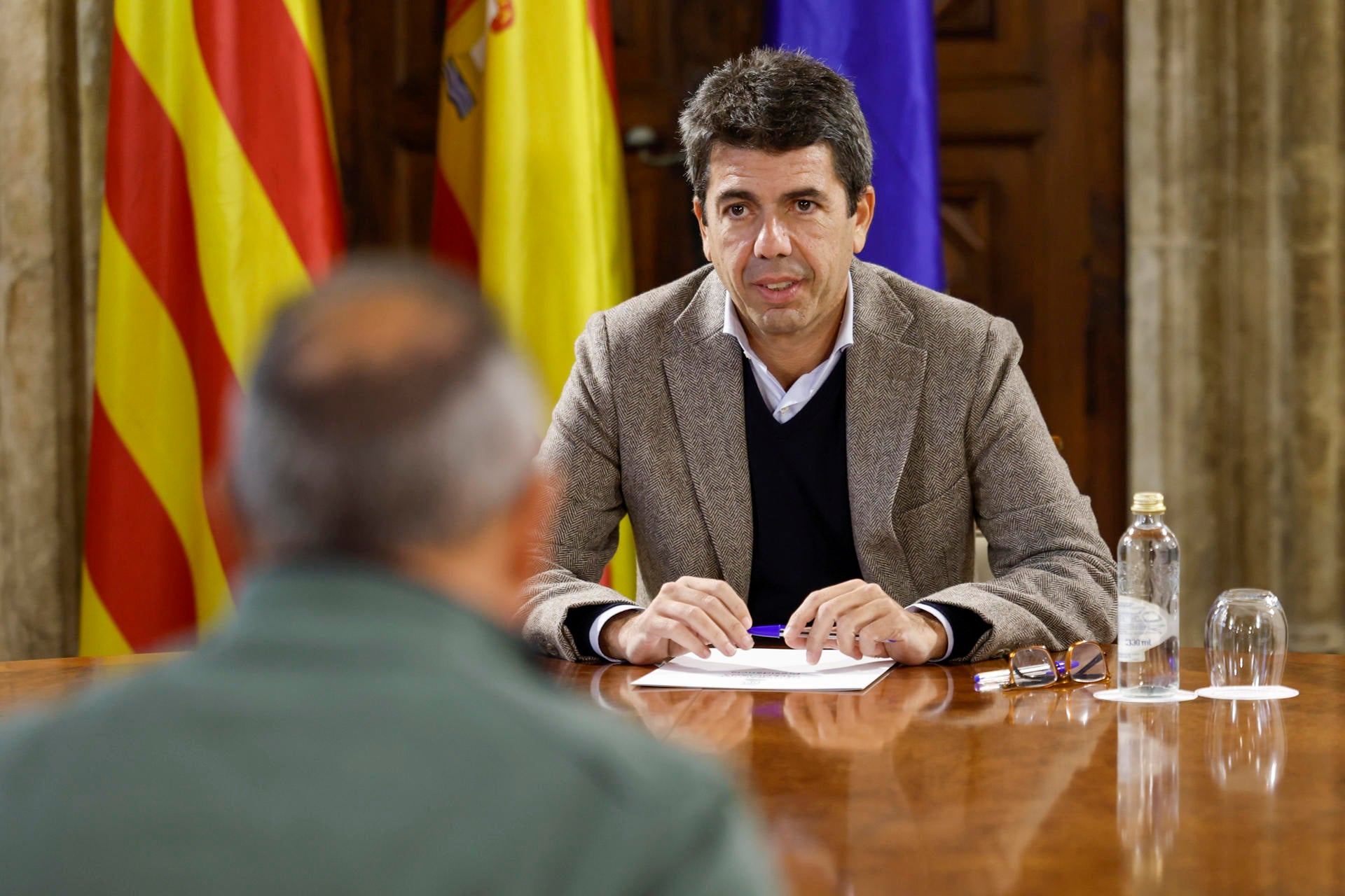 Mazón presentará la factura de su comida en El Ventorro al Tribunal de Cuentas y a Les Corts: "No hay ninguna versión" Mazón presentará la factura de su comida en El Ventorro al Tribunal de Cuentas y a Les Corts: "No hay ninguna versión"