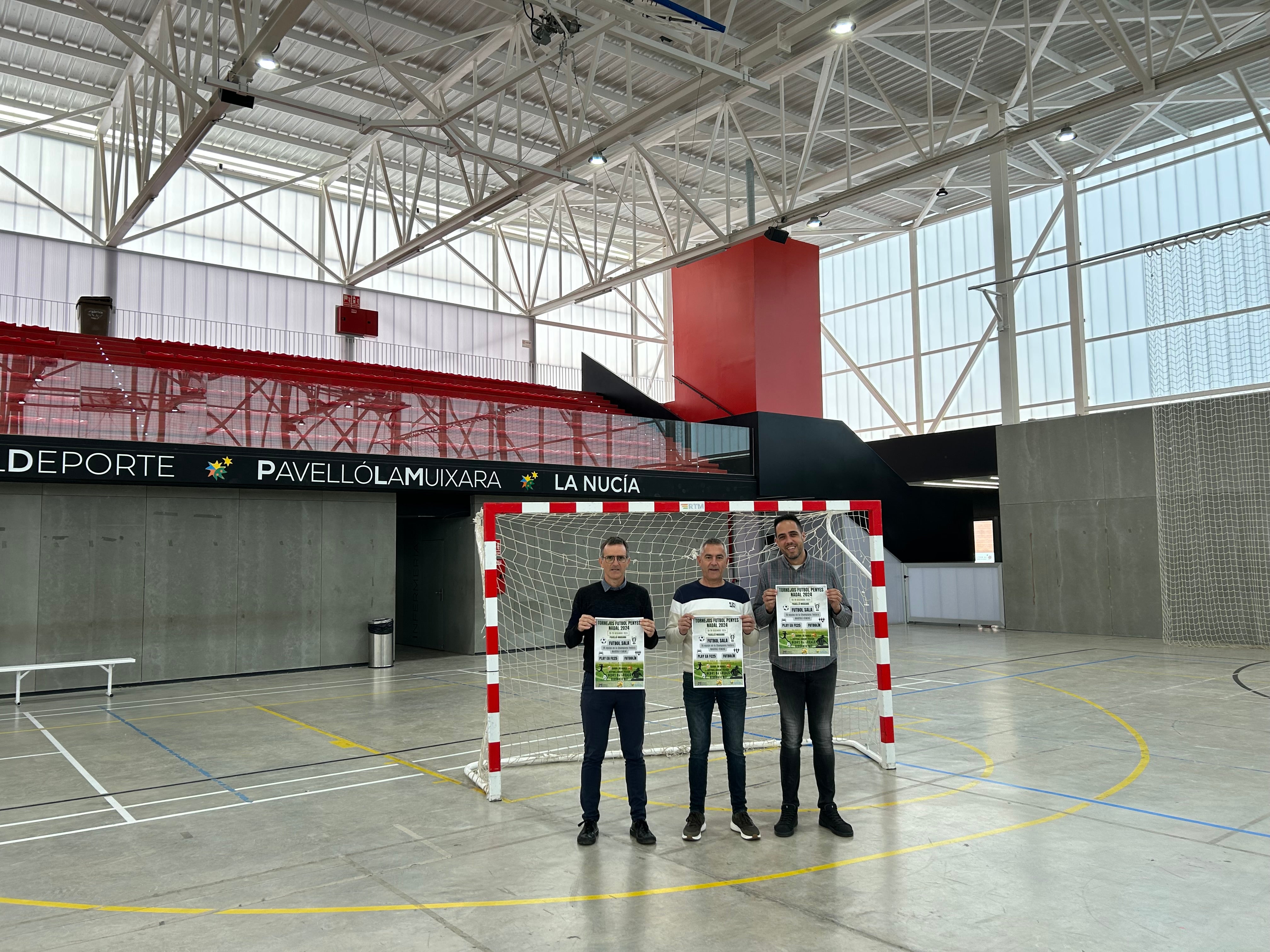 En el "Torneig de Futbol Sala de Penyes" de La Nucía participan 26 equipos En el "Torneig de Futbol Sala de Penyes" de La Nucía participan 26 equipos