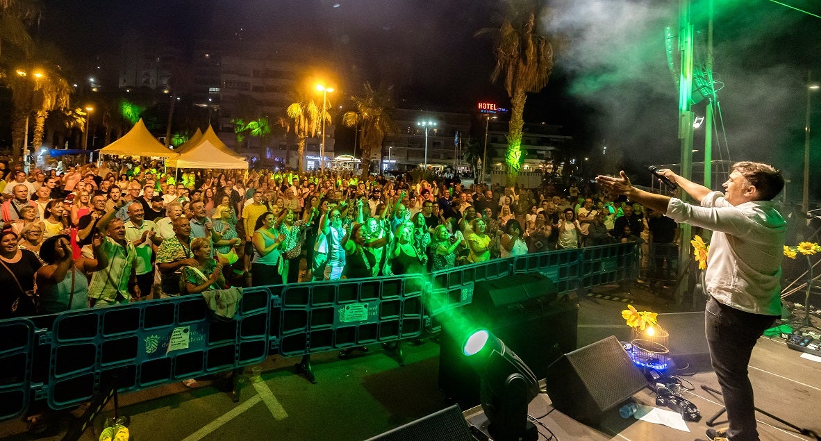 Más de 3.000 personas disfrutan de la Cultura en Finestrat en los eventos del "Circuit Cultural Valencià" Más de 3.000 personas disfrutan de la Cultura en Finestrat en los eventos del "Circuit Cultural Valencià"