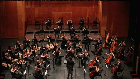 La EGO ofreciendo uno de sus múltiples conciertos La EGO ofreciendo uno de sus múltiples conciertos