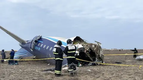 El avión de AZAL siniestrado el pasado miércoles. El avión de AZAL siniestrado el pasado miércoles.