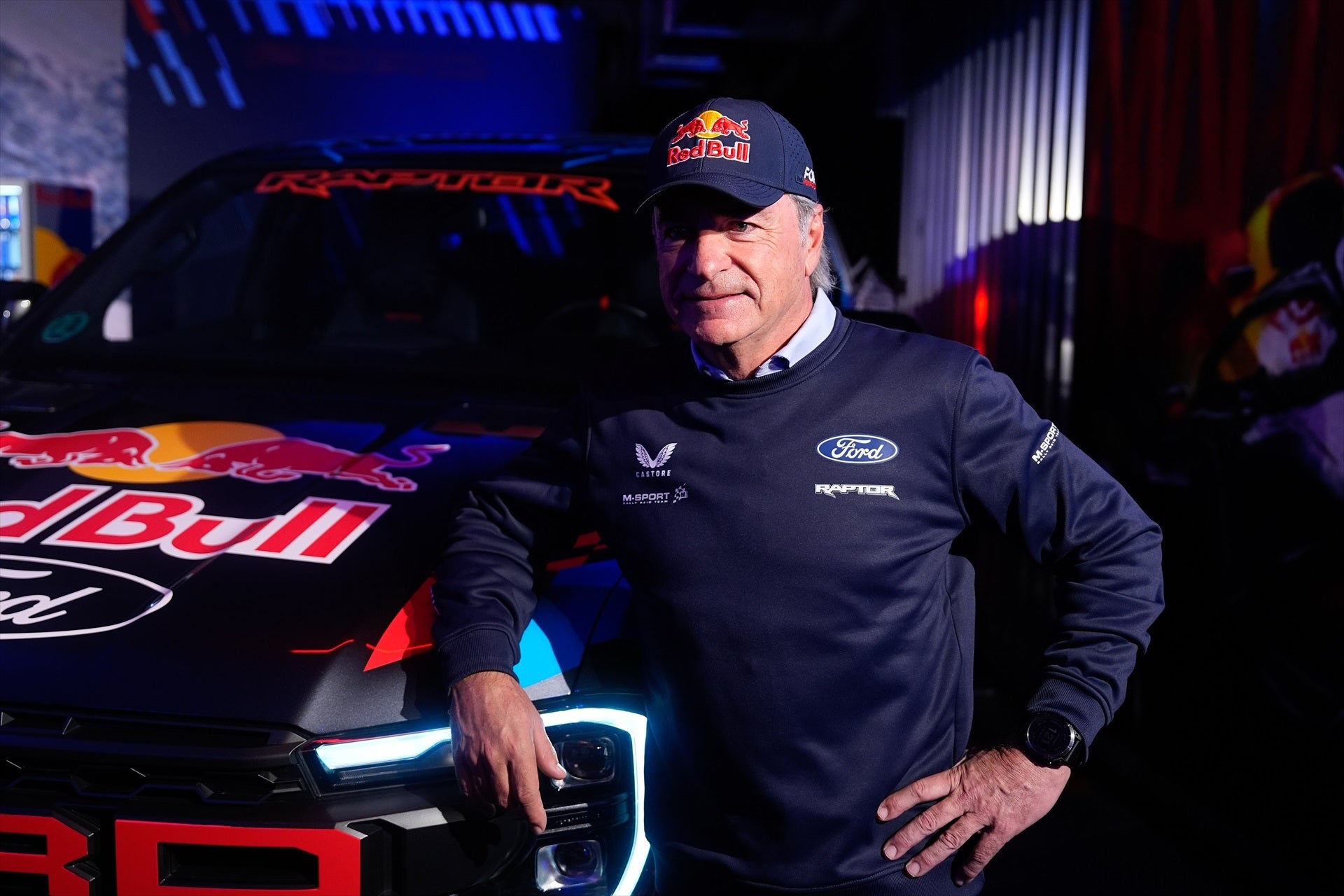 Carlos Sainz: "Quiero pensar que podemos estar en la lucha por el Dakar" Carlos Sainz: "Quiero pensar que podemos estar en la lucha por el Dakar"