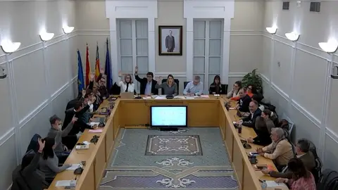 Votación del presupuesto municipal de 2025 en el pleno del Ayuntamiento de Crevillent. Votación del presupuesto municipal de 2025 en el pleno del Ayuntamiento de Crevillent.