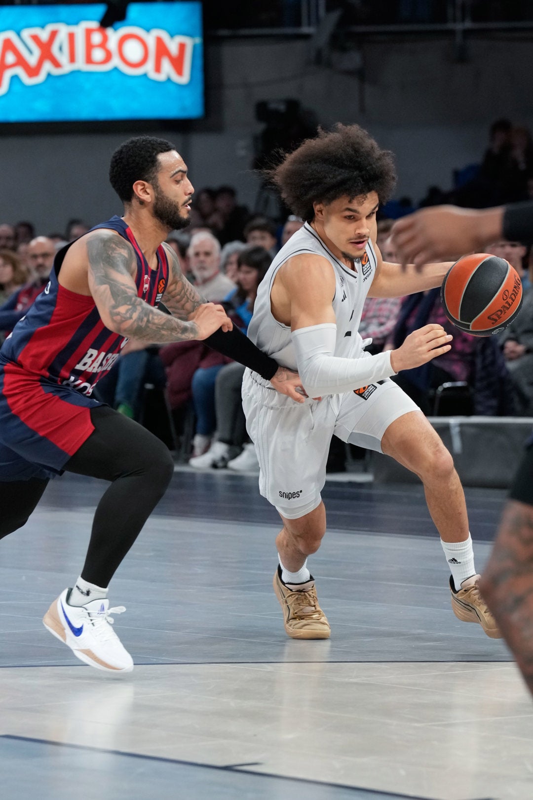 Baskonia remonta para tumbar al líder Baskonia remonta para tumbar al líder