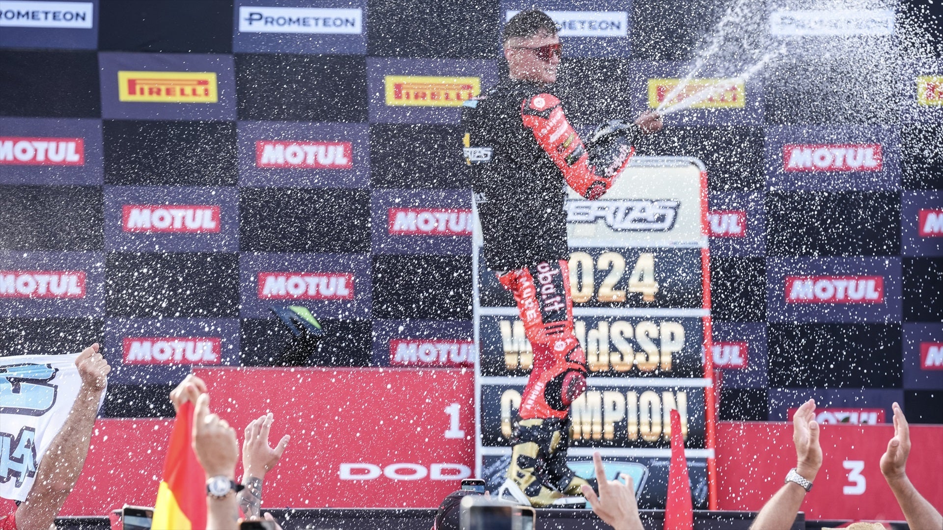 Adrián Huertas: "Por qué no luchar por conquistar Moto2 algún día" episode artwork