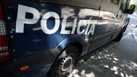 Furgón de la Policía Nacional en las calles de Madrid. Furgón de la Policía Nacional en las calles de Madrid.