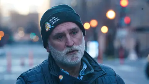 El chef José Andrés responde sobre lo que pasó con los Reyes en Paiporta: "En cualquier otro país..." El chef José Andrés responde sobre lo que pasó con los Reyes en Paiporta: "En cualquier otro país..."