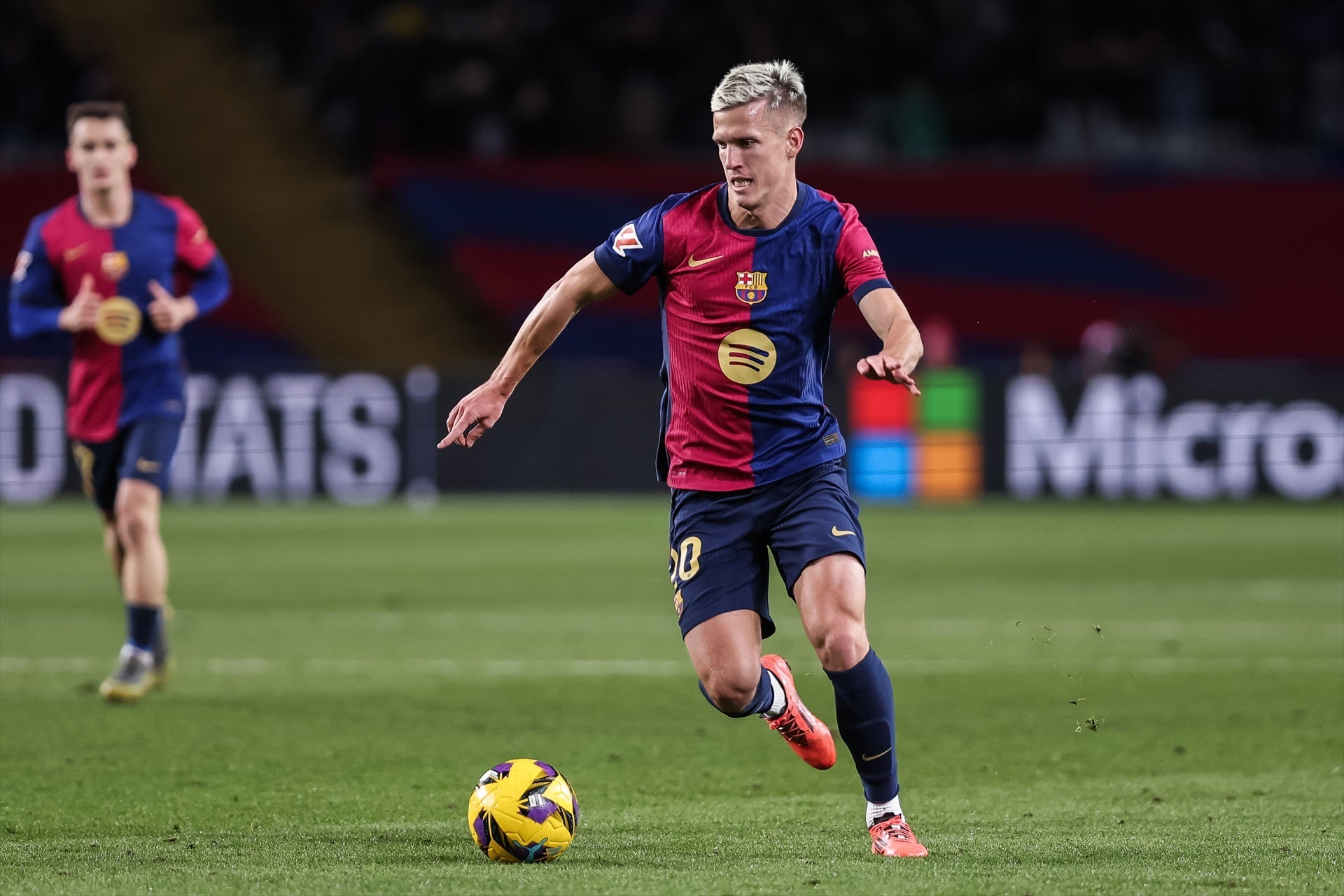 Dani Olmo durante un partido con el Barça Dani Olmo durante un partido con el Barça