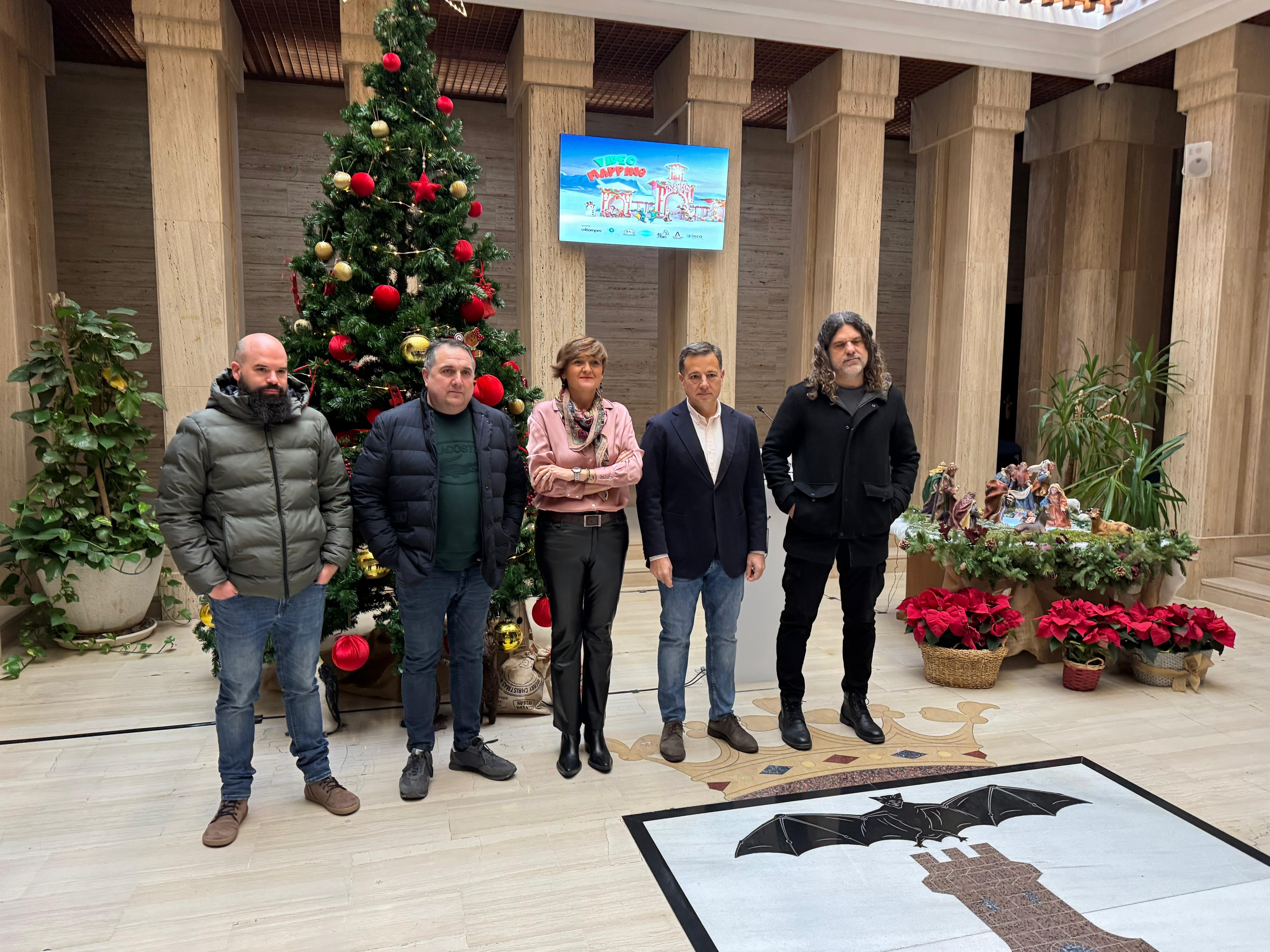 La Puerta de Hierros se convertirá en la pantalla de un 'video mapping' navideño La Puerta de Hierros se convertirá en la pantalla de un 'video mapping' navideño