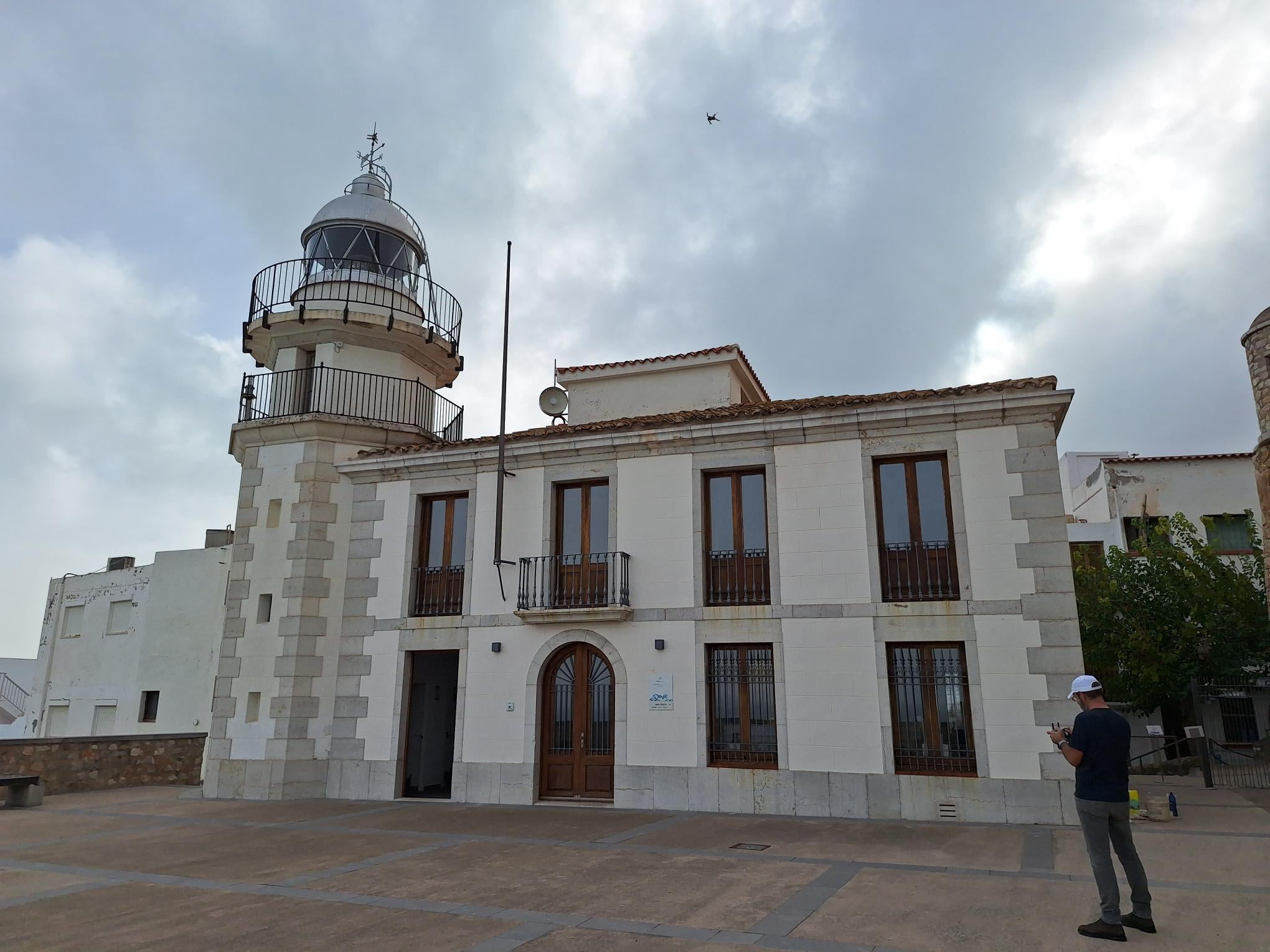 Port Castelló refuerza la seguridad y la conservación del patrimonio con un plan de inspección de faros y sus edificios Port Castelló refuerza la seguridad y la conservación del patrimonio con un plan de inspección de faros y sus edificios