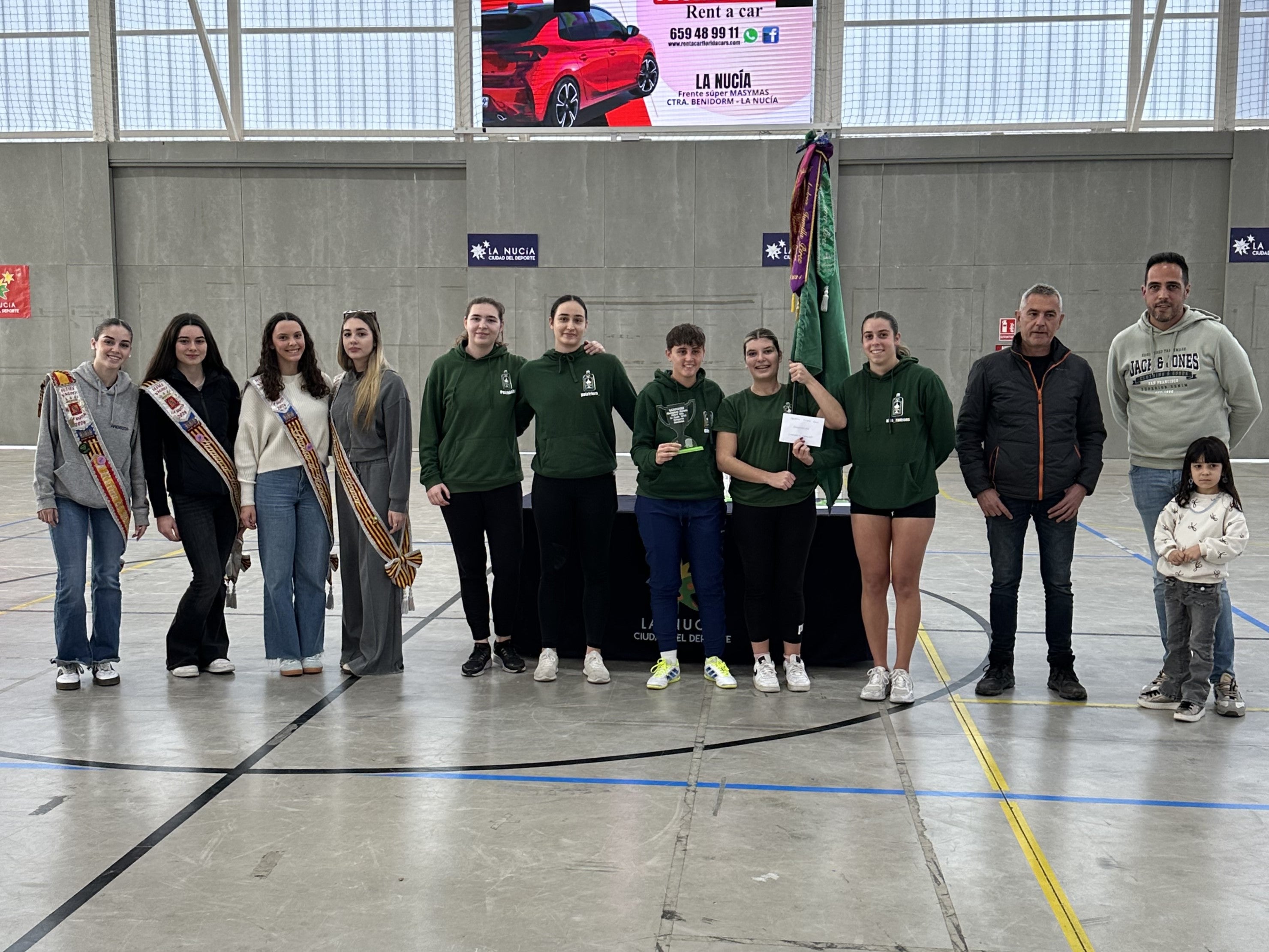 Las penyas “As de Copes” y “Els Estrellats” equipos campeones en el “Torneig de Futbol Sala de Penyes” de La Nucía Las penyas “As de Copes” y “Els Estrellats” equipos campeones en el “Torneig de Futbol Sala de Penyes” de La Nucía