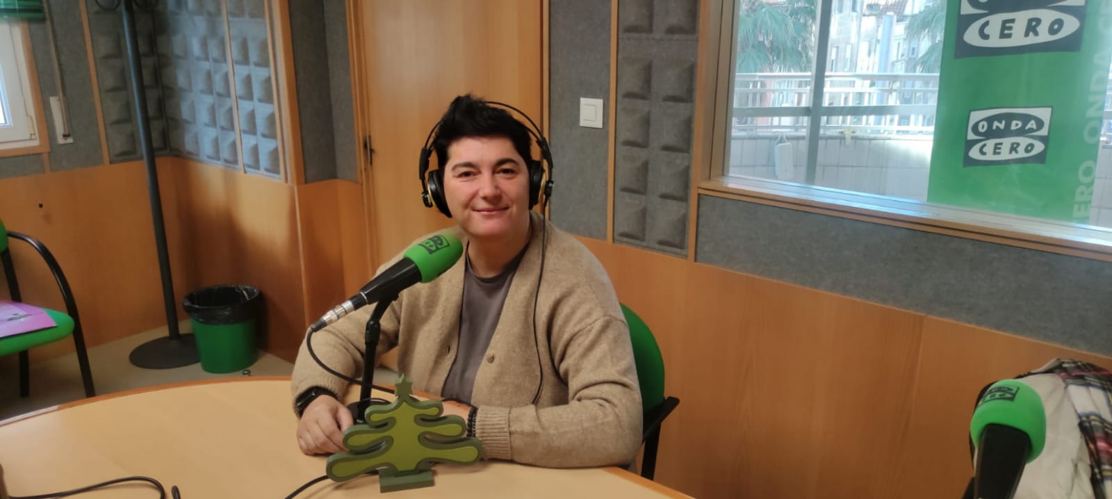 12 uvas y vino 12 para dar la bienvenida al año 12 uvas y vino 12 para dar la bienvenida al año