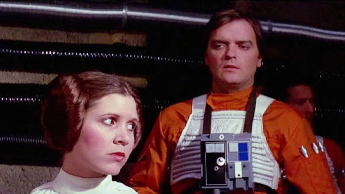 Angus MacInnes en una de la películas de Star Wars. Angus MacInnes en una de la películas de Star Wars.