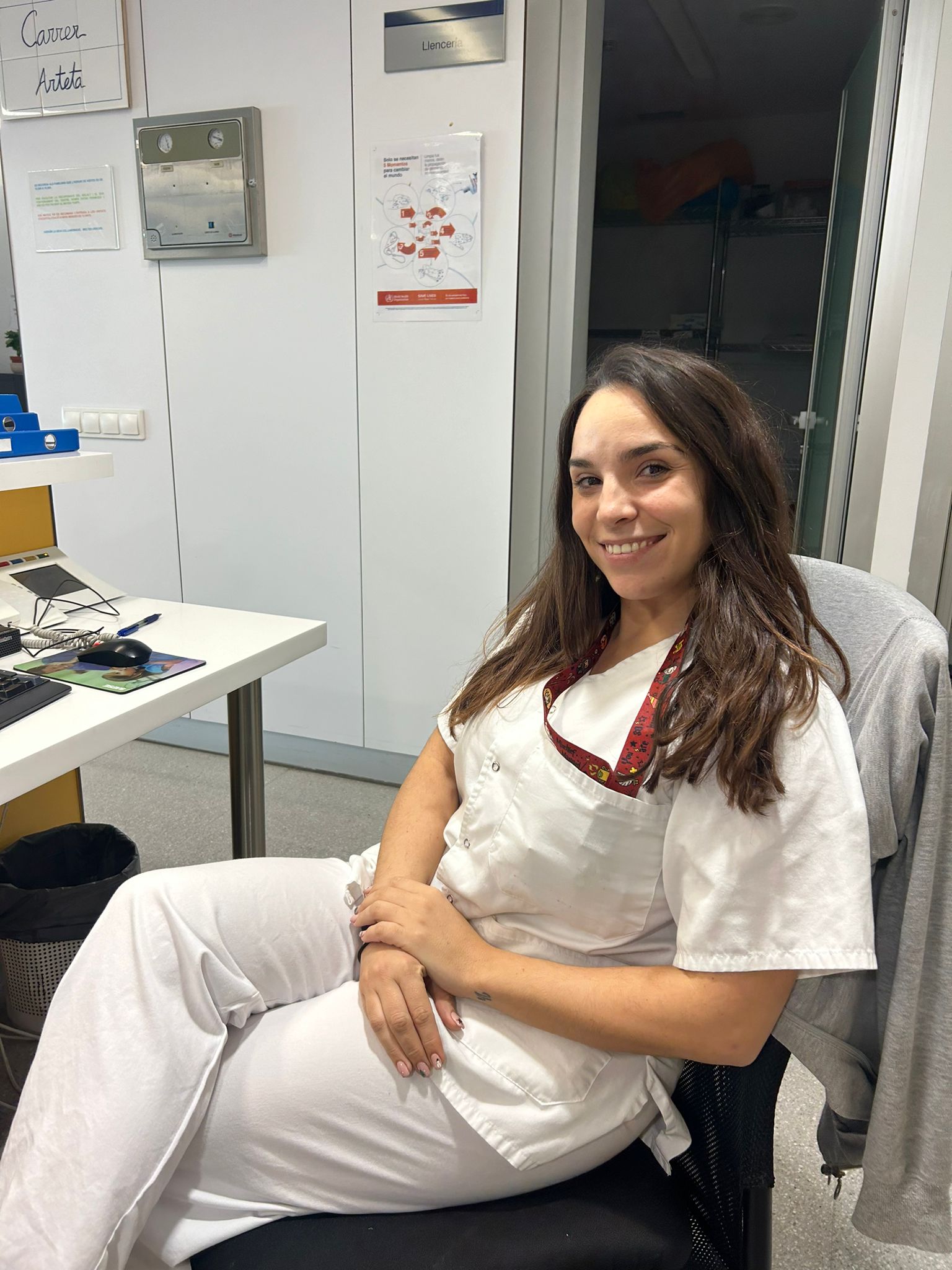 Decenas de profesionales sanitarios pasarán la Nochevieja cuidando a los pacientes del Mateu Orfila de Maó Decenas de profesionales sanitarios pasarán la Nochevieja cuidando a los pacientes del Mateu Orfila de Maó