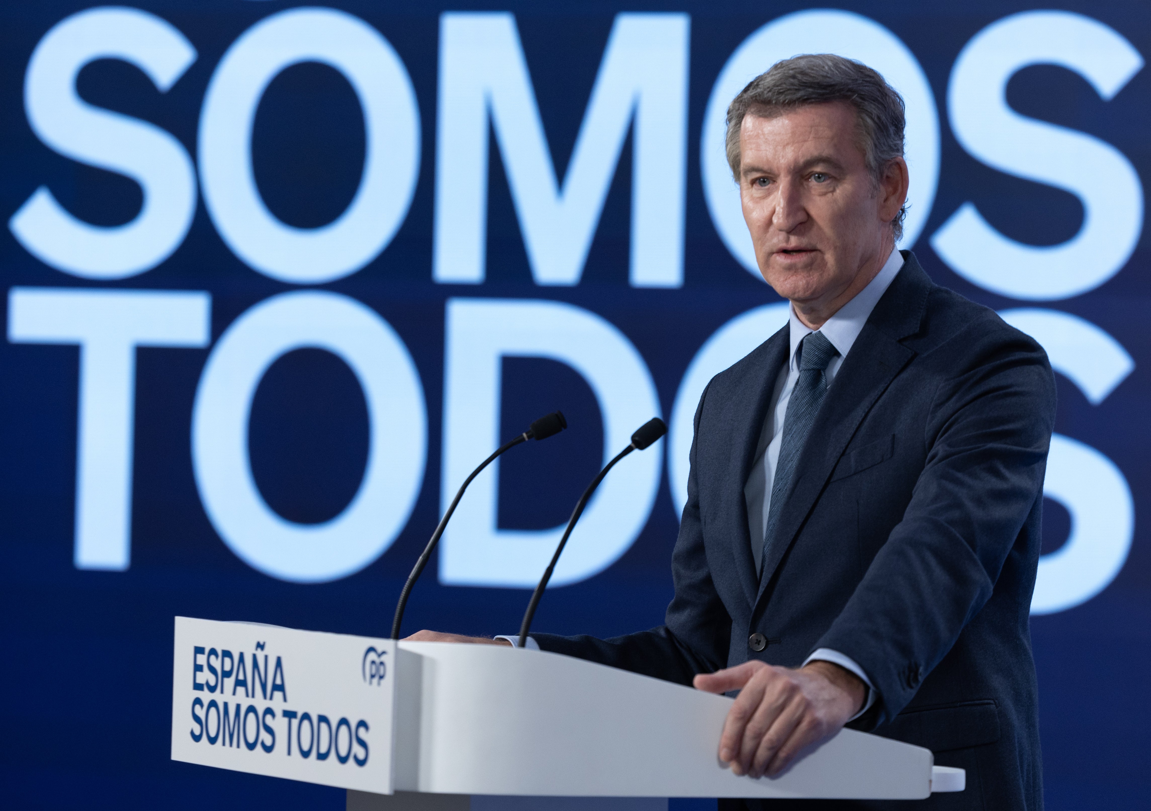 El presidente del Partido Popular, Alberto Núñez Feijóo, ofrece una rueda de prensa, en el Espacio Jorge Juan, a 27 de diciembre de 2024, en Madrid (España). El presidente del Partido Popular, Alberto Núñez Feijóo, ofrece una rueda de prensa, en el Espacio Jorge Juan, a 27 de diciembre de 2024, en Madrid (España).