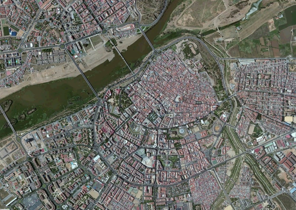 Hallan una persona muerta por disparos dentro de un vehículo en una carretera de Badajoz Hallan una persona muerta por disparos dentro de un vehículo en una carretera de Badajoz