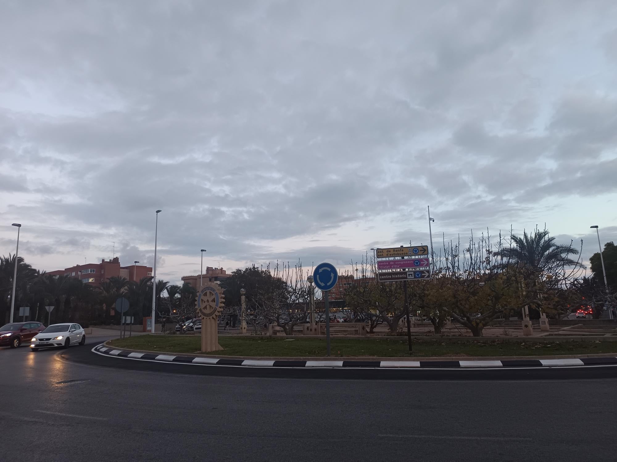 El año 2024 dice adiós en Elche, Santa Pola y Crevillent con un día lluvioso que parece que respetará la celebración de Nochevieja El año 2024 dice adiós en Elche, Santa Pola y Crevillent con un día lluvioso que parece que respetará la celebración de Nochevieja
