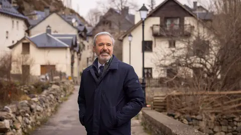 Azcón en una imagen del vídeo del discurso Azcón en una imagen del vídeo del discurso