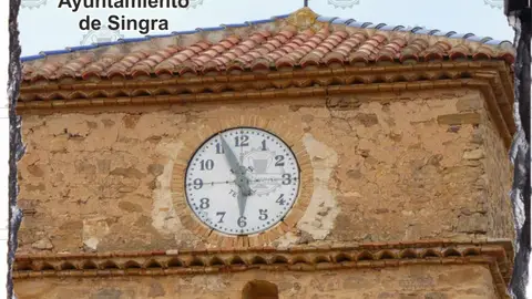 Singra recupera su reloj 40 años después Singra recupera su reloj 40 años después