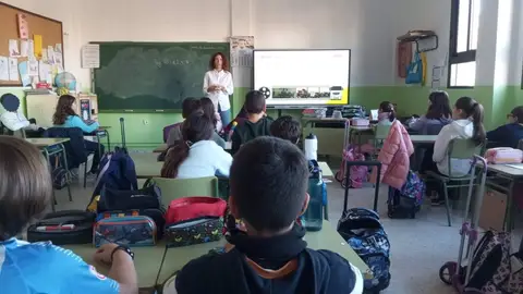 Asociación Extremeña de la Empresa Familiar llevará su programa de emprendimiento en las aulas a 40 centros educativos Asociación Extremeña de la Empresa Familiar llevará su programa de emprendimiento en las aulas a 40 centros educativos