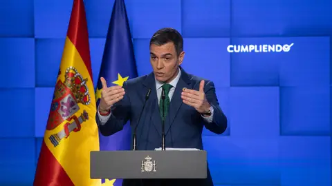 El presidente del Gobierno, Pedro Sánchez, durante una rueda de prensa posterior a la reunión del Consejo de Ministros, a 23 de diciembre de 2024, El presidente del Gobierno, Pedro Sánchez, durante una rueda de prensa posterior a la reunión del Consejo de Ministros, a 23 de diciembre de 2024,