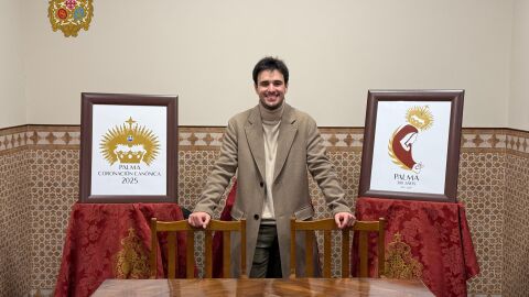Alejandro Gord&oacute;n Ciudad, autor de los logotipos dela Coronaci&oacute;n Can&oacute;nica y del 300 aniversario.