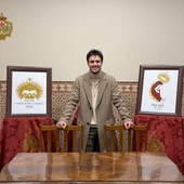 Alejandro Gordón Ciudad, autor de los logotipos dela Coronación Canónica y del 300 aniversario. Alejandro Gordón Ciudad, autor de los logotipos dela Coronación Canónica y del 300 aniversario.