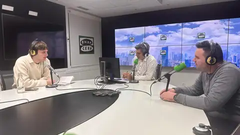 Tertúlia amb Joan Cascante i Èrik Encinas. Tertúlia amb Joan Cascante i Èrik Encinas.