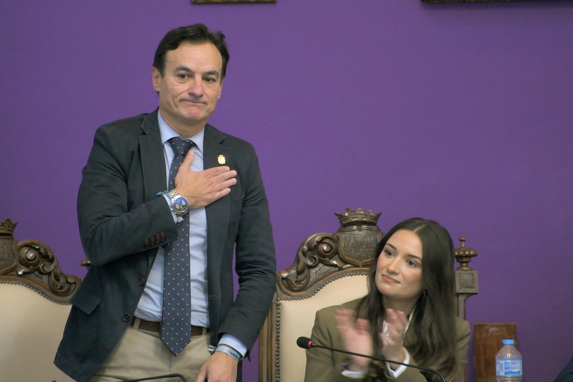 Agustín González, tras la moción de censura en Jaén: "Parece que los jienenses tienen un precio según quién gobierne" Agustín González, tras la moción de censura en Jaén: "Parece que los jienenses tienen un precio según quién gobierne"