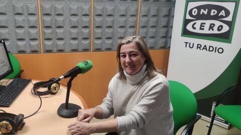 Hablamos de salud con Mónica Gómez Lor para empezar este nuevo año 2025 en el que su óptica cumplirá 65 años de vida. Buscamos con ella ideas de regalos para los Reyes Magos.