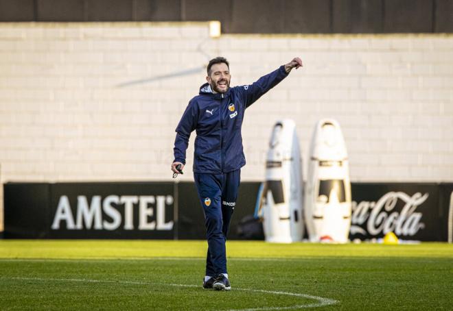 Carlos Corberán: "Quiero un equipo entregado, entero y valiente Carlos Corberán: "Quiero un equipo entregado, entero y valiente