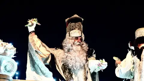 Imagen de archivo de la Cabalgata de Reyes Magos 2024 en Málaga Imagen de archivo de la Cabalgata de Reyes Magos 2024 en Málaga