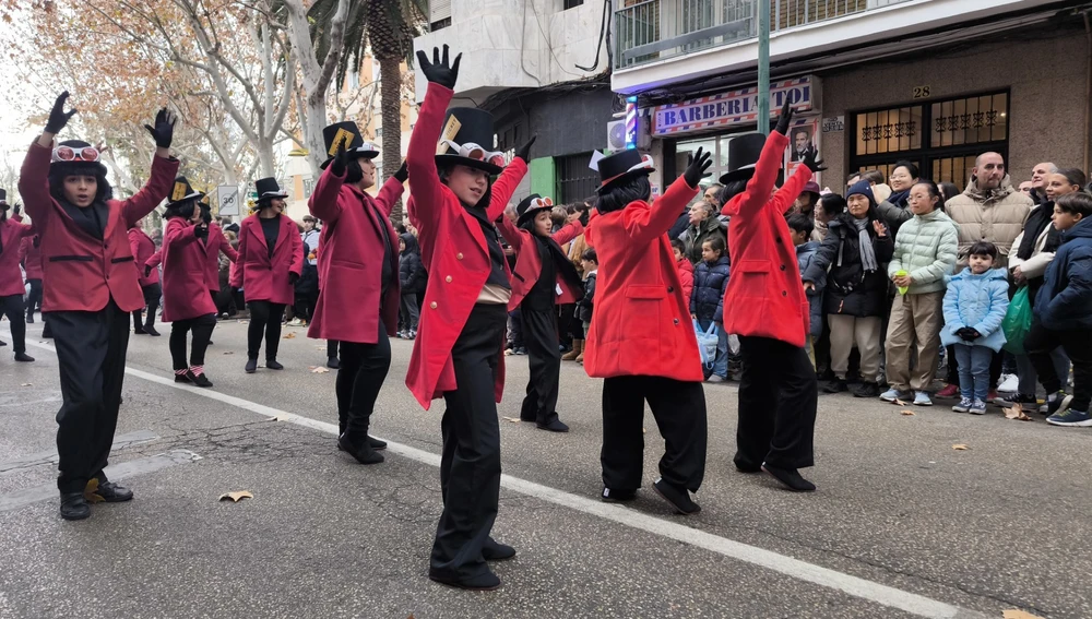 Un momento del desfile de la cabalgata de los Reyes Magos Un momento del desfile de la cabalgata de los Reyes Magos