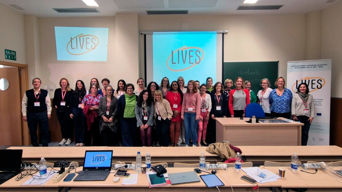 La UMH de Elche y Fisabio analizan el impacto social de las enfermedades raras en áreas como la educación y el trabajo La UMH de Elche y Fisabio analizan el impacto social de las enfermedades raras en áreas como la educación y el trabajo
