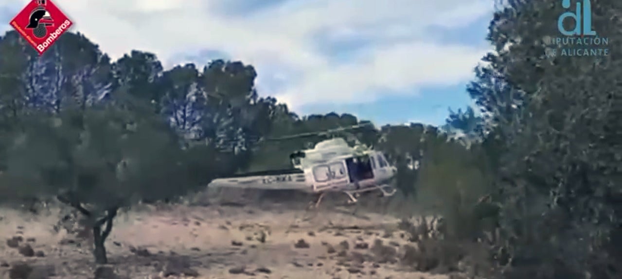 Un hombre resulta herido con rotura de tibia y peroné mientras practicaba ciclismo en la sierra de la Umbría de Elda Un hombre resulta herido con rotura de tibia y peroné mientras practicaba ciclismo en la sierra de la Umbría de Elda