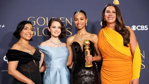 Adriana Paz, Selena Gomez, Karla Sofia Gascon y Zoe Saldana, ganadoras de los Globos de Oro 2025 Adriana Paz, Selena Gomez, Karla Sofia Gascon y Zoe Saldana, ganadoras de los Globos de Oro 2025
